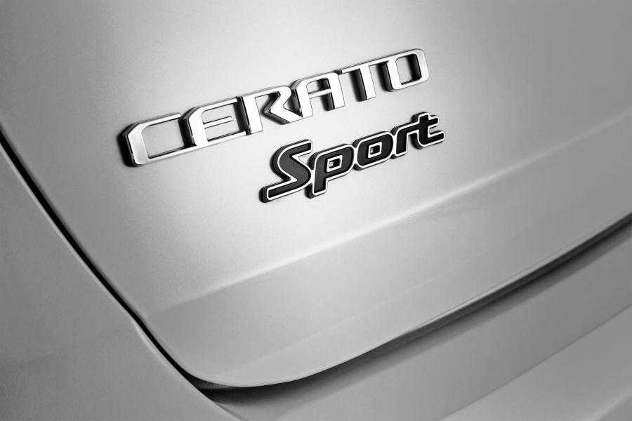 Логотип Kia Cerato Sport Sedan 2017 года  (AU) (фото 6 из 8)
